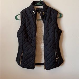 💕 5 for $25 💕 C’Esttoi Vest